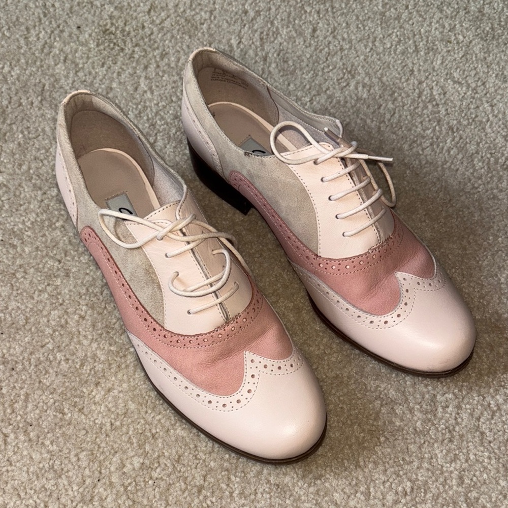 Clark’s Narrative Pink Oxfords